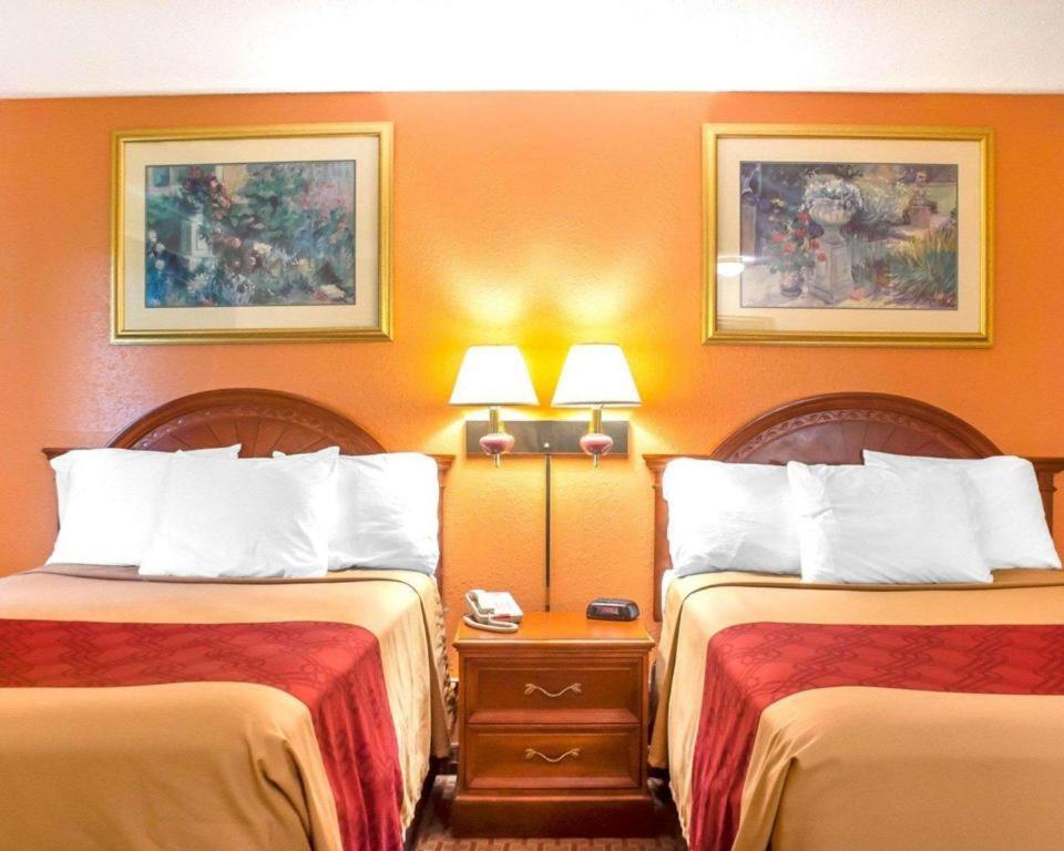 Econo Lodge Cuba I-86 Kültér fotó