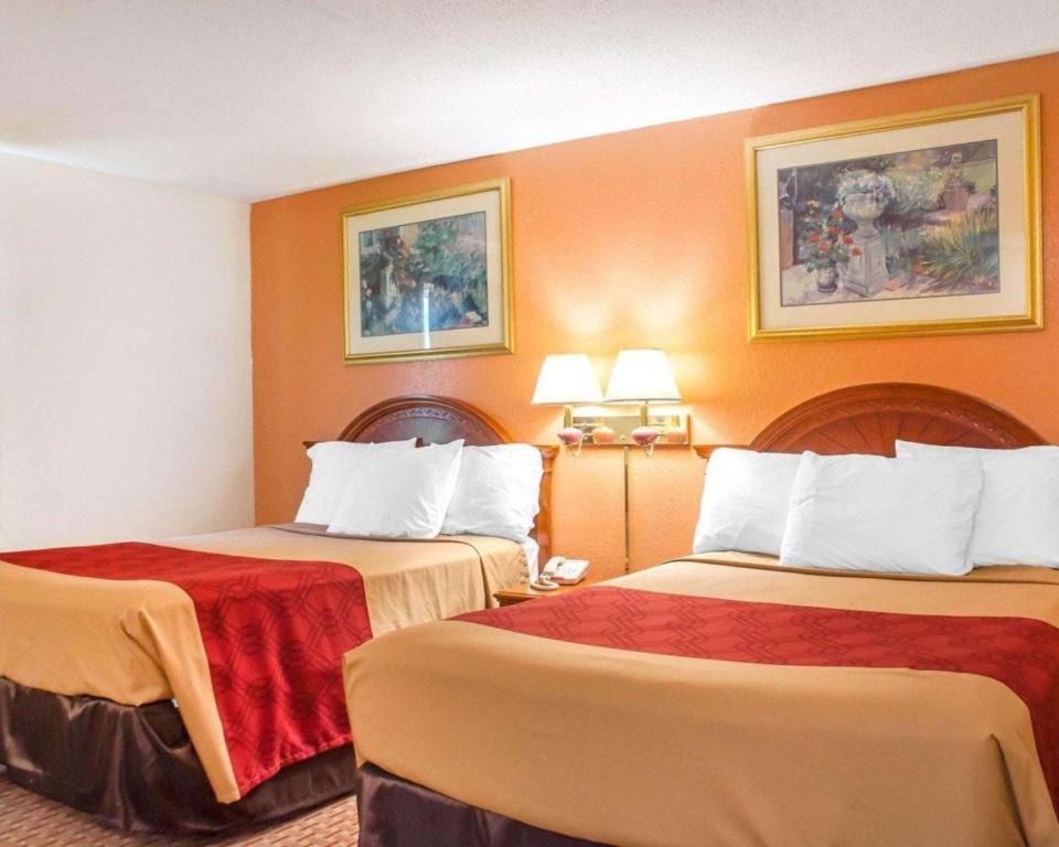 Econo Lodge Cuba I-86 Kültér fotó