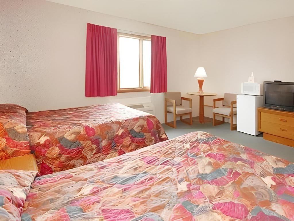 Econo Lodge Cuba I-86 Kültér fotó