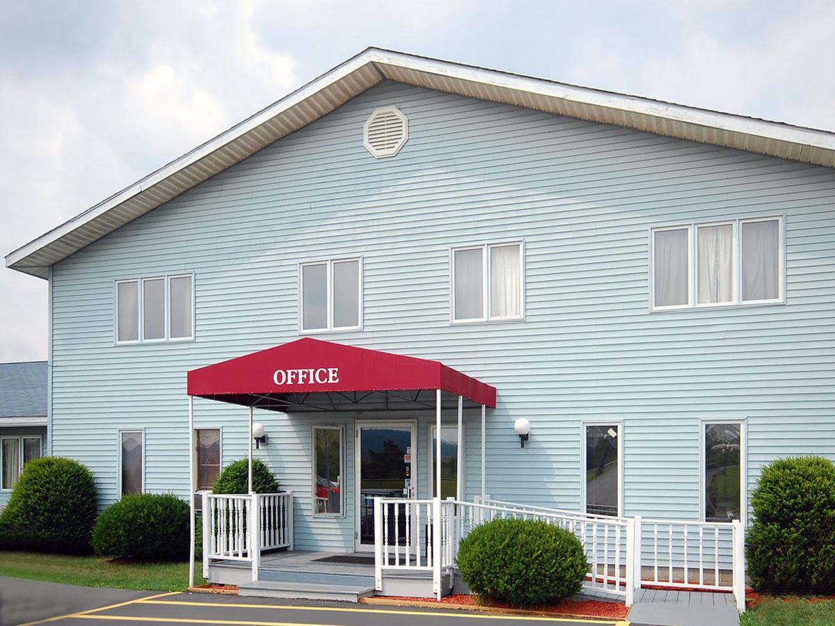 Econo Lodge Cuba I-86 Kültér fotó